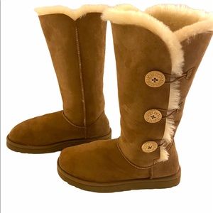 ugg lynwood waterproof clog